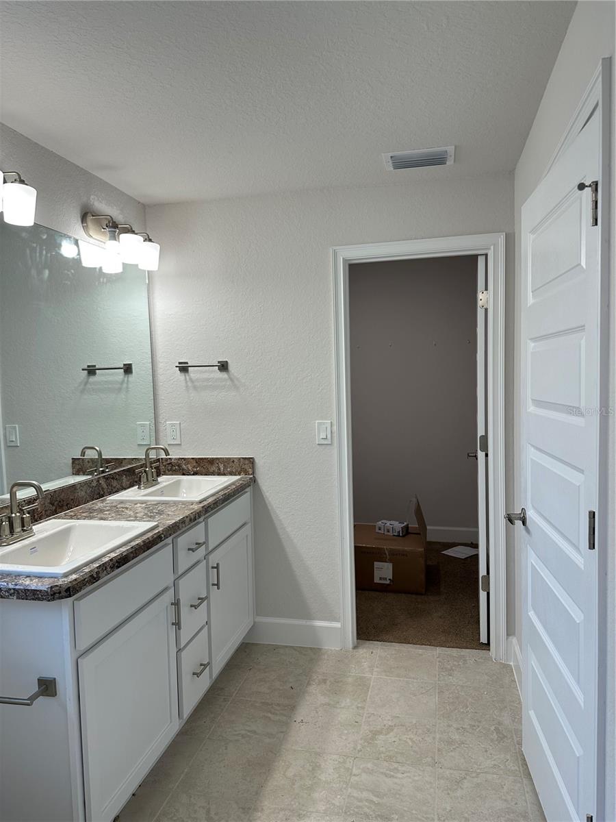 SILVER SPGS SHORES UN 16 - Residential