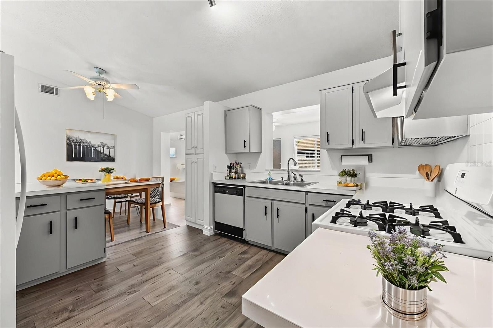 ORANGEWOOD VILLAGE 09 - Residential