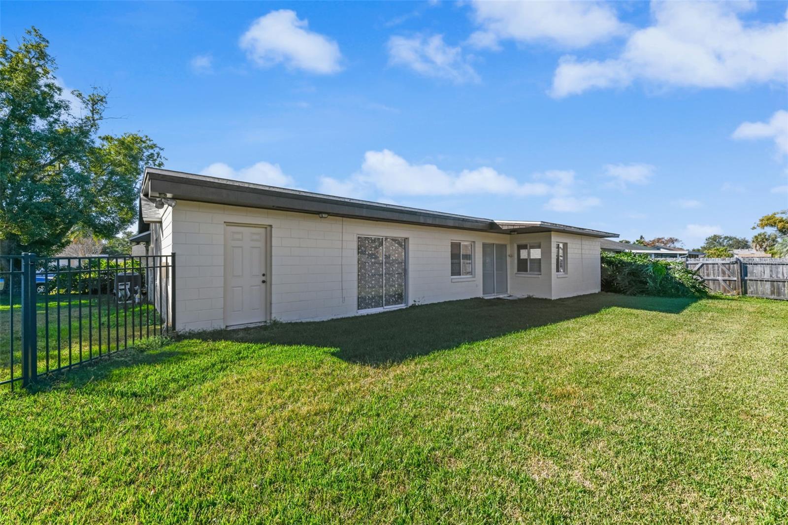 ORANGEWOOD VILLAGE 09 - Residential