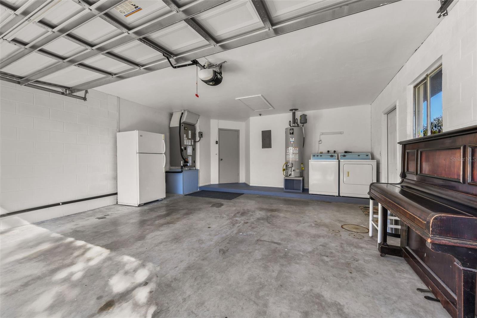 ORANGEWOOD VILLAGE 09 - Residential