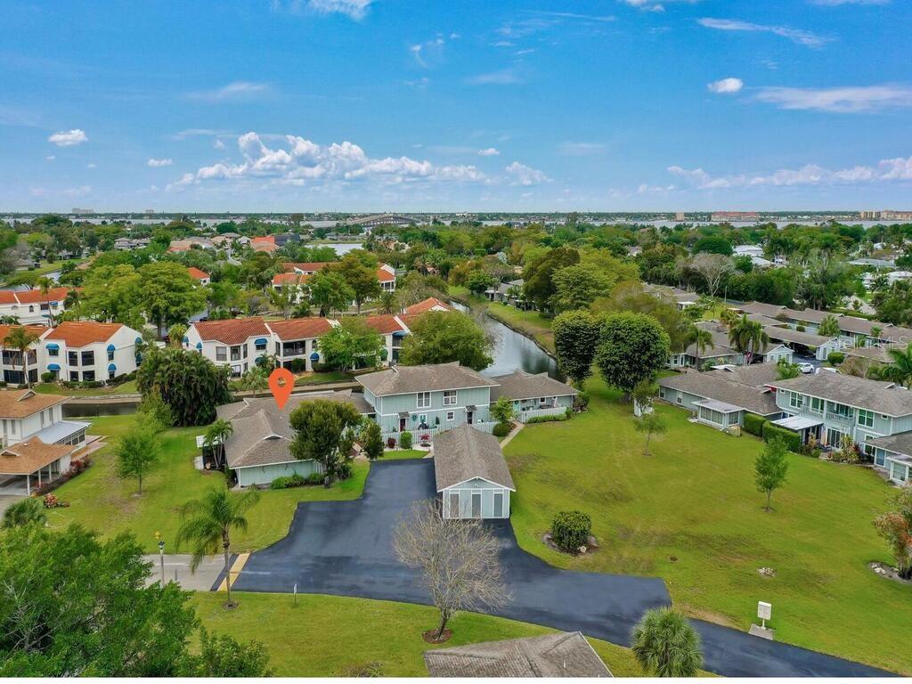 CALOOSA BAYVIEW CONDO PH B - Residential