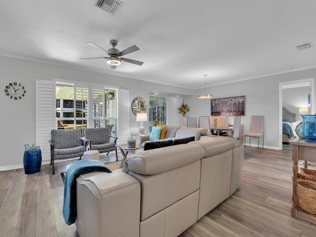 CALOOSA BAYVIEW CONDO PH B - Residential