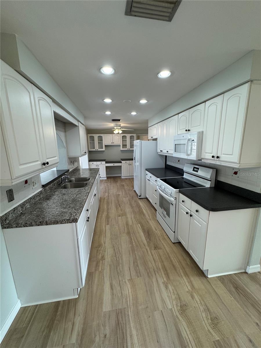 BLACKSHIRE ESTATES - Residential Lease