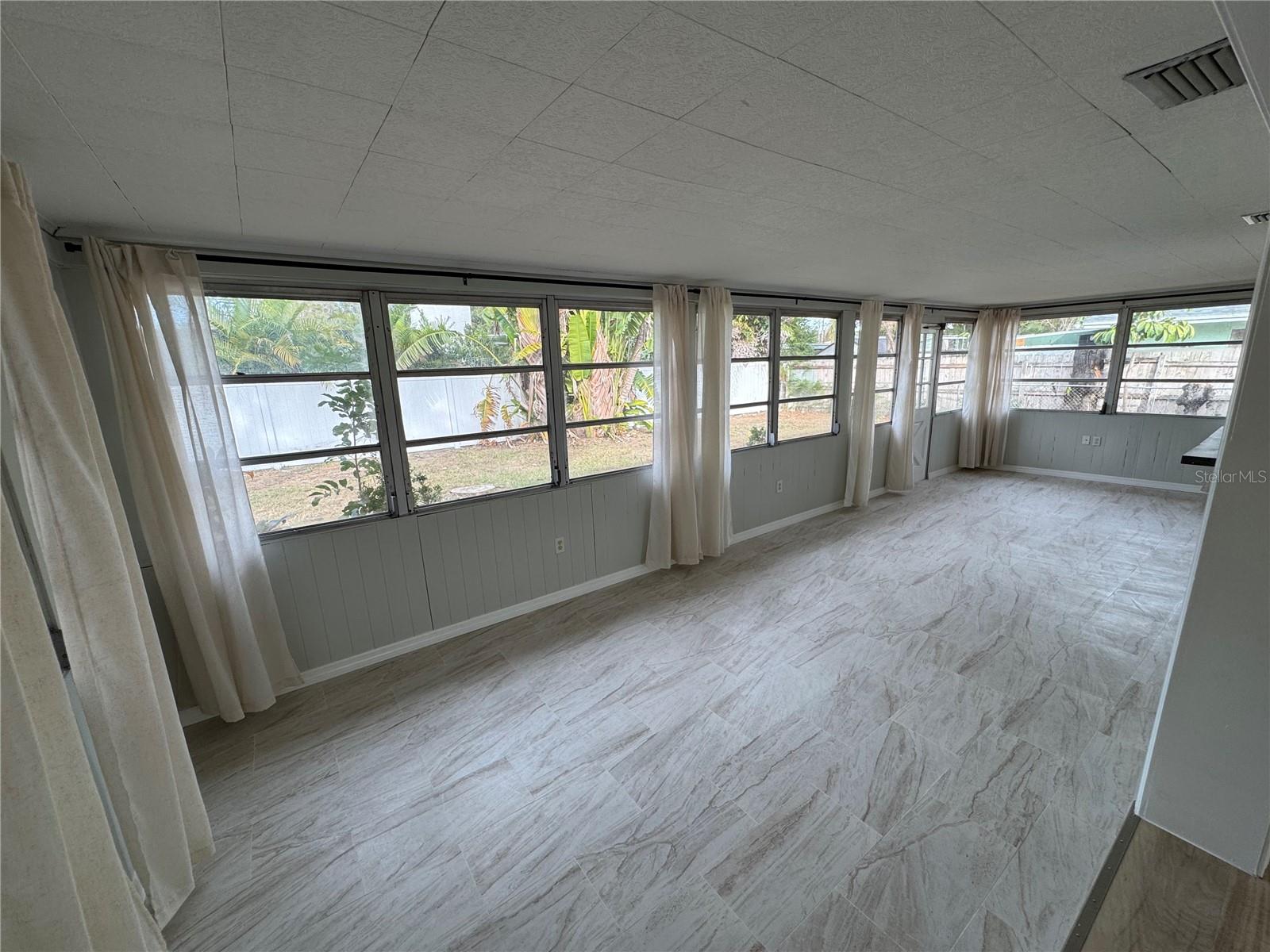 BLACKSHIRE ESTATES - Residential Lease