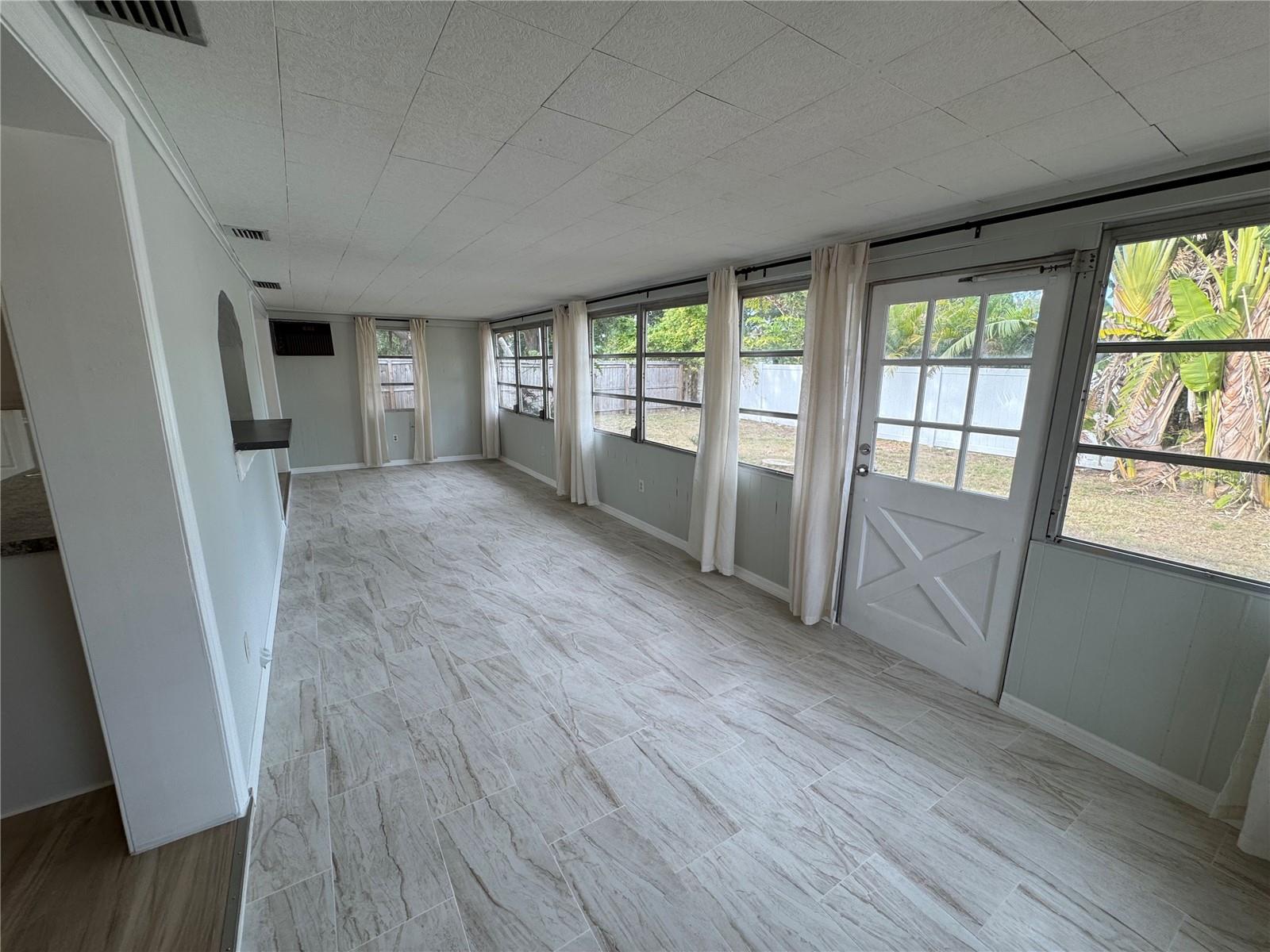 BLACKSHIRE ESTATES - Residential Lease