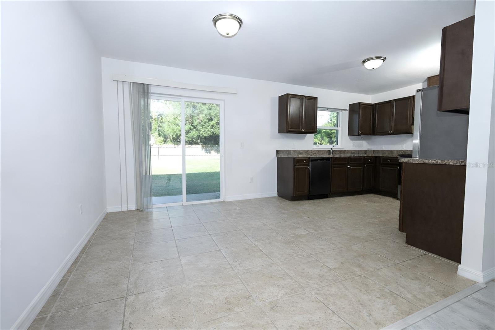 DELTONA LAKES UNIT 10 IN 25 & 36 18 30 - Residential