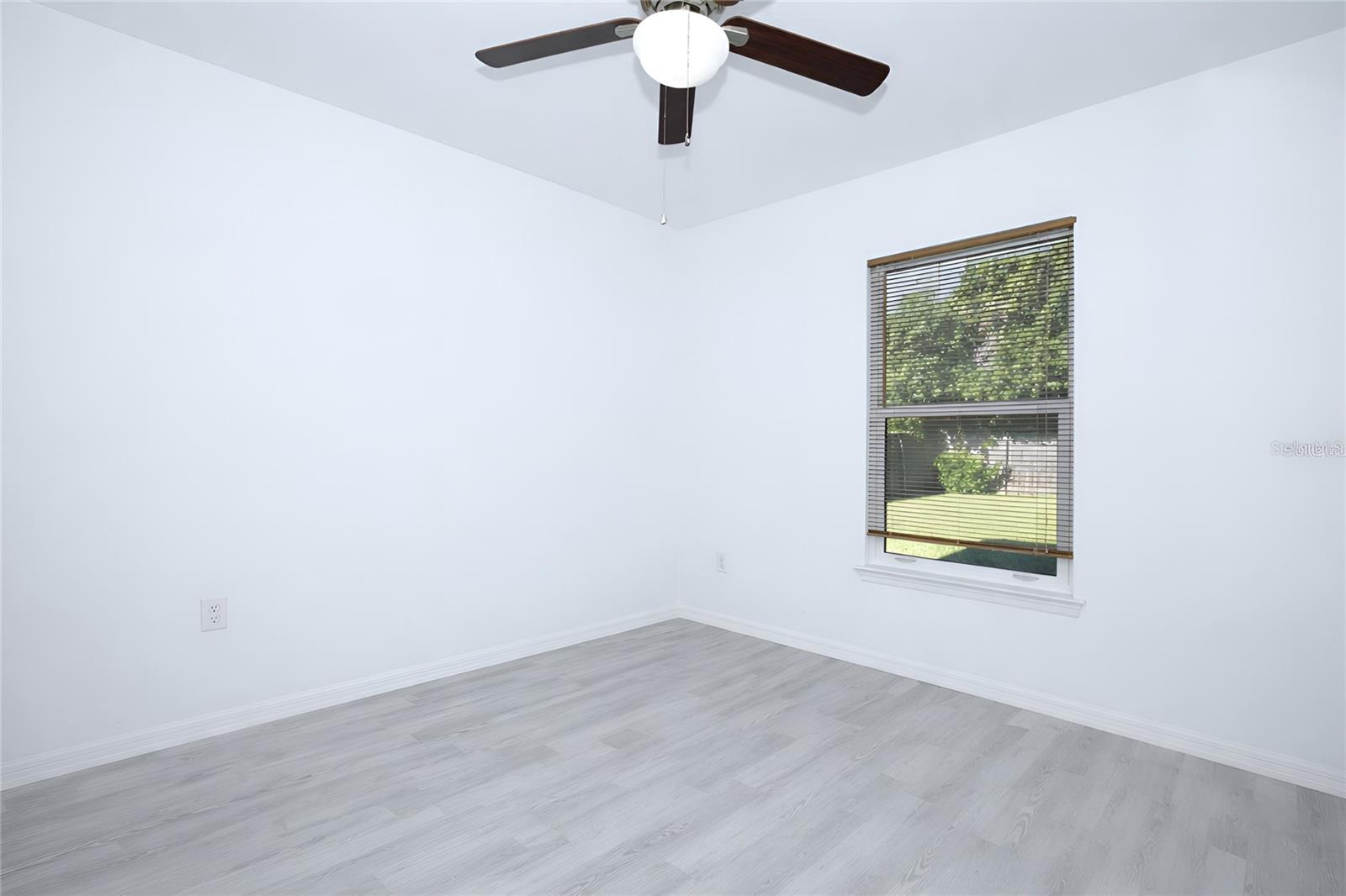 DELTONA LAKES UNIT 10 IN 25 & 36 18 30 - Residential