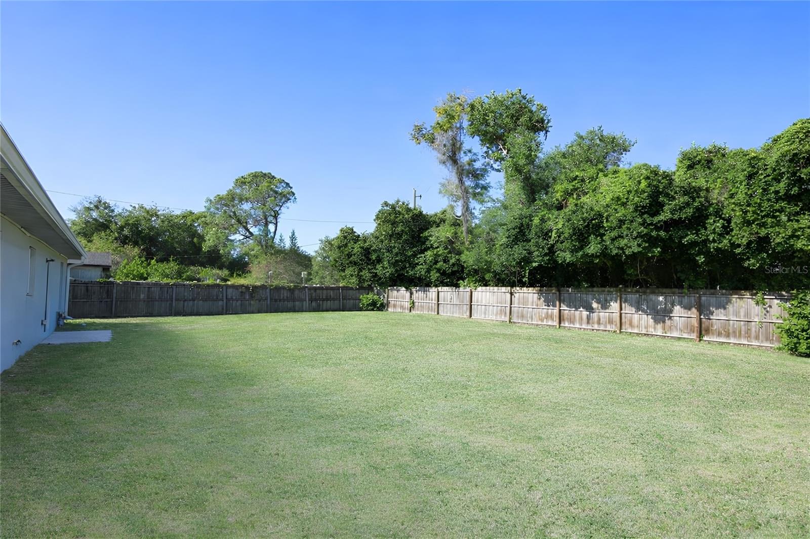 DELTONA LAKES UNIT 10 IN 25 & 36 18 30 - Residential