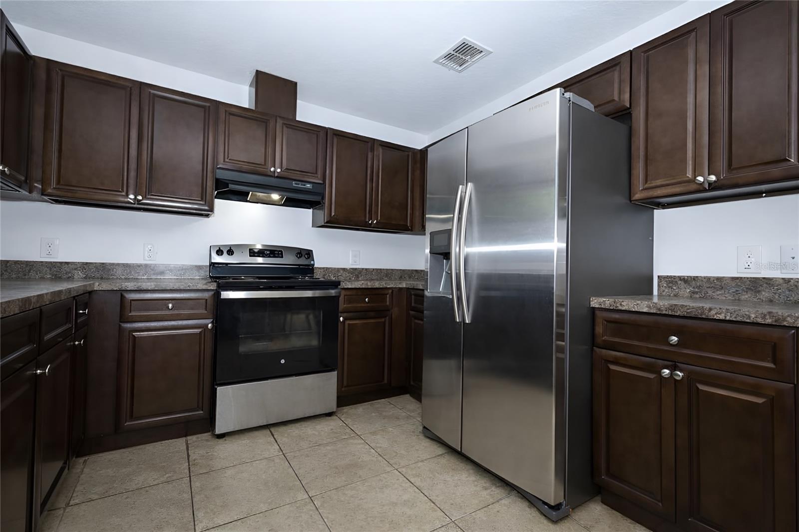 DELTONA LAKES UNIT 10 IN 25 & 36 18 30 - Residential