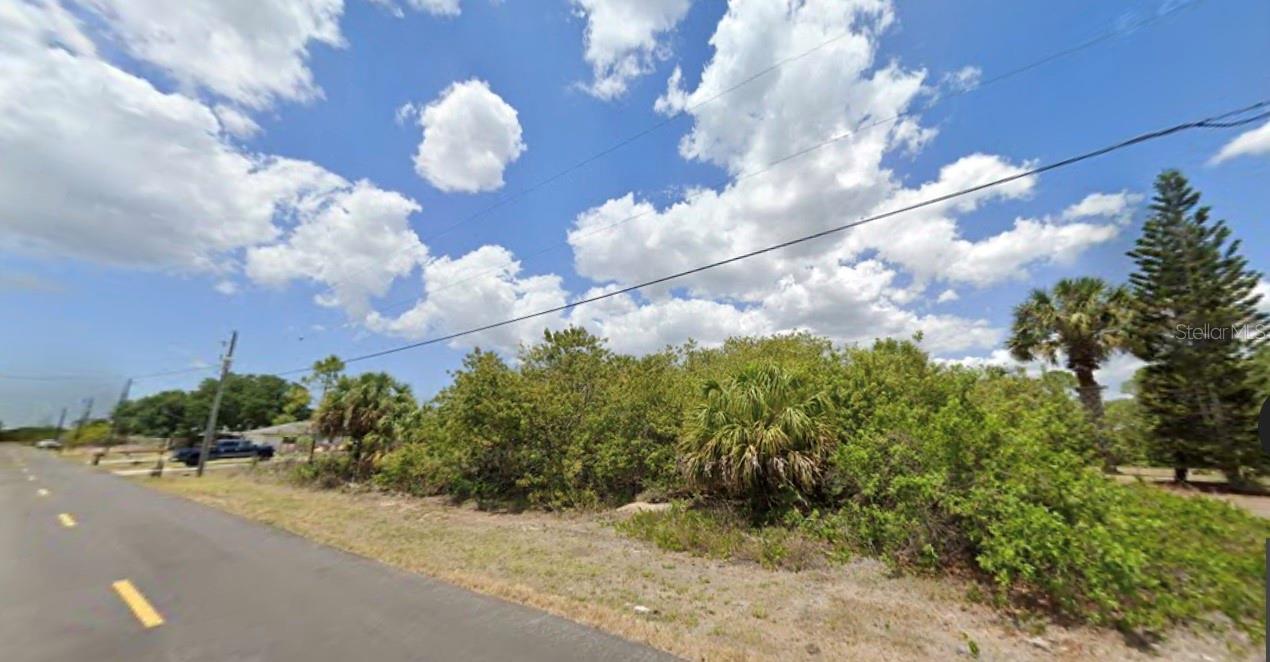 PORT CHARLOTTE SEC 032 - Land