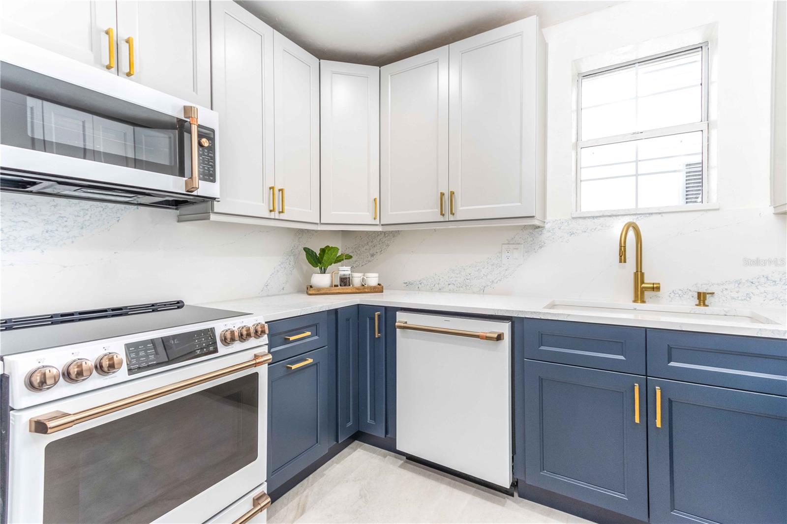 BELLEAIR BEACH - Residential