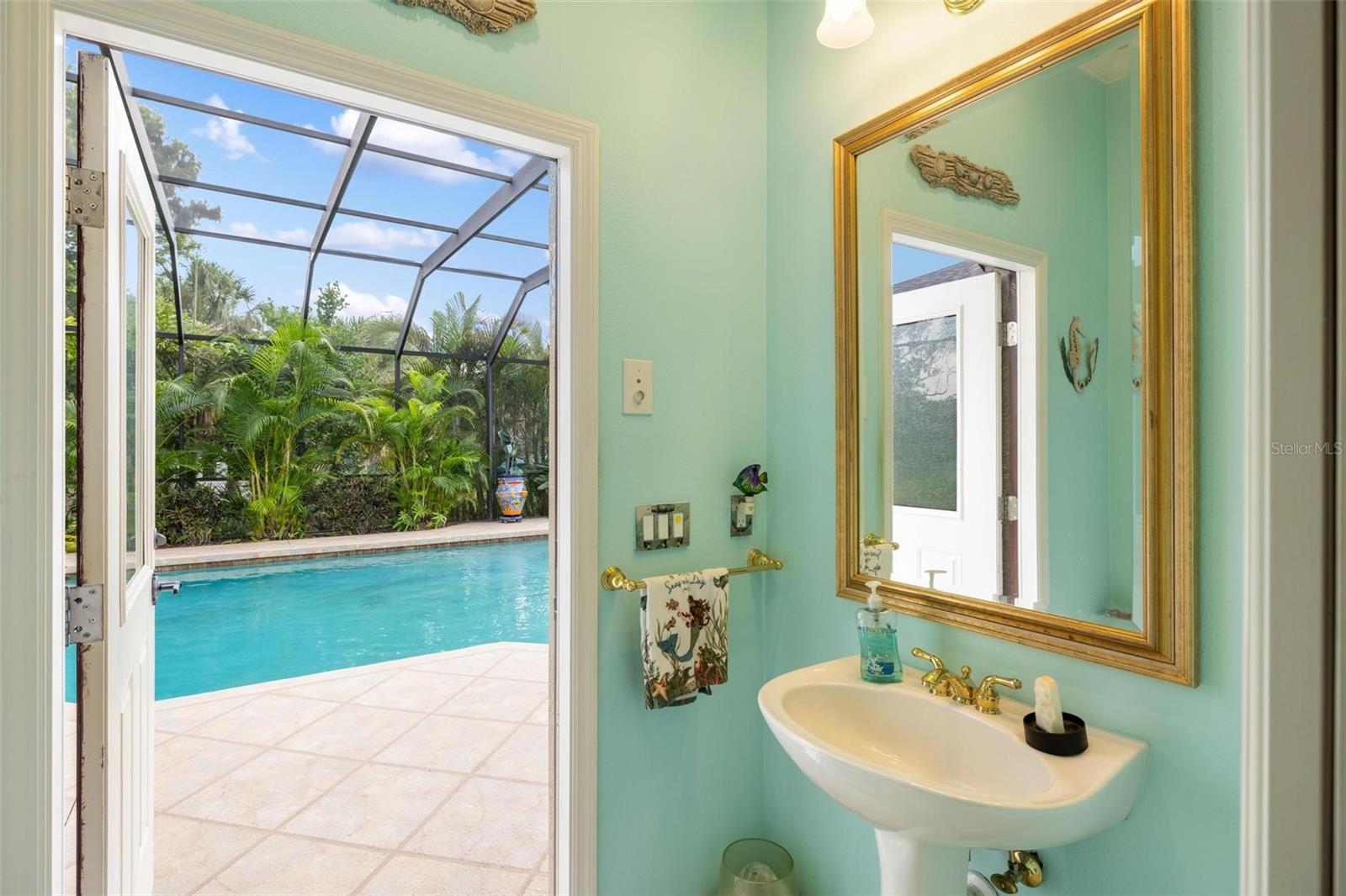 ENGLEWOOD GARDENS - Residential