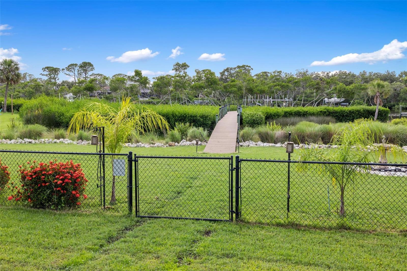 ENGLEWOOD GARDENS - Residential