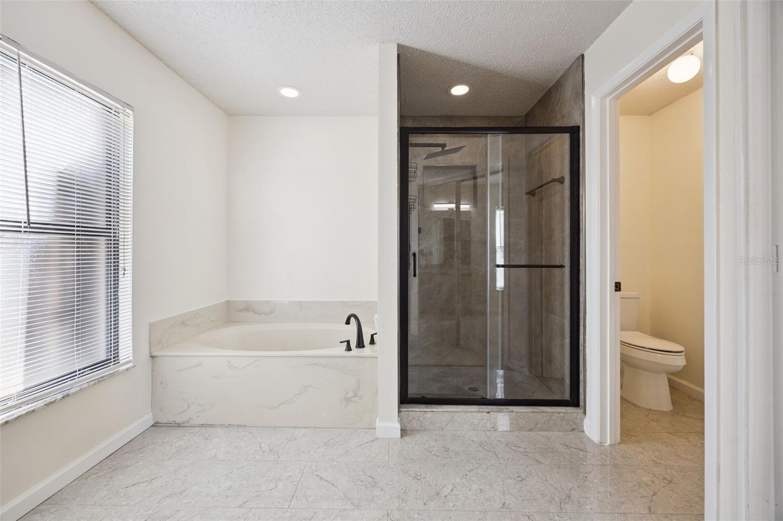 SILVER RIDGE PH 03 - Residential