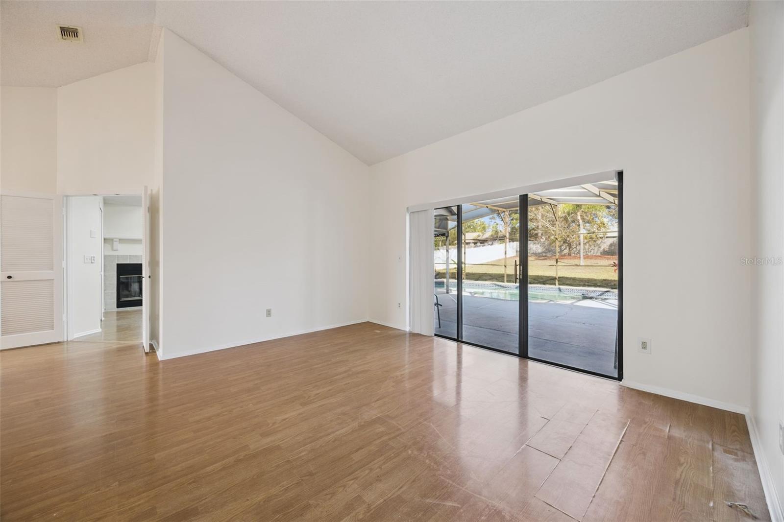 SILVER RIDGE PH 03 - Residential