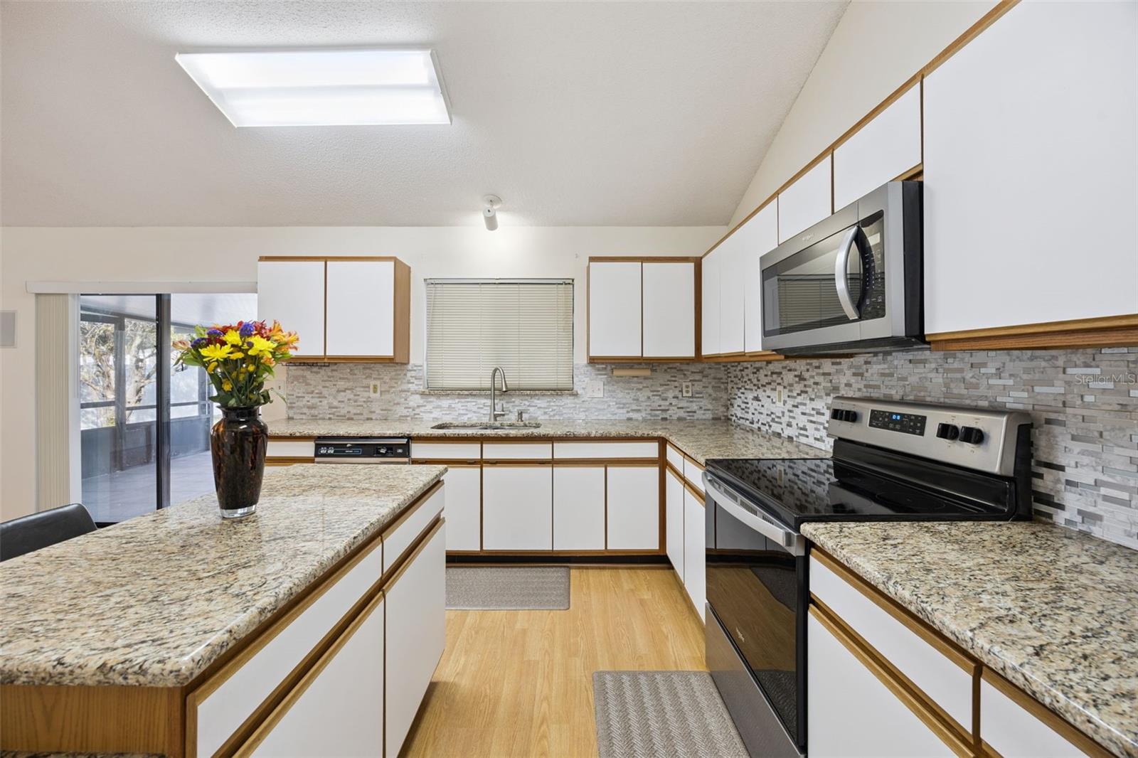 SILVER RIDGE PH 03 - Residential