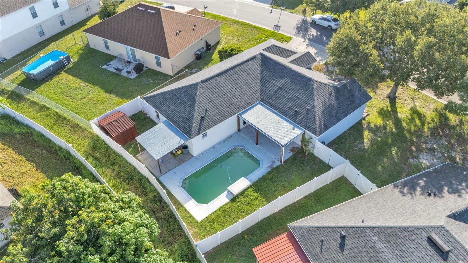 3917 NW WARBLER DRIVE