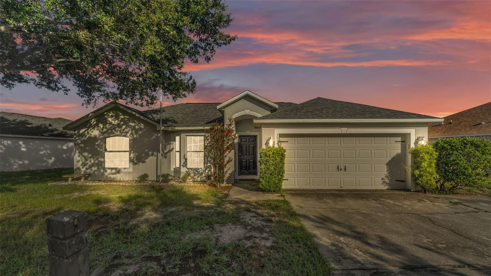 Welcome Home to Queens Cove!
This stunning 4 bedroom, 2 bathroom home is located in the highly desirable community of Queens Cove in Winter Haven, FL. With a spacious open-concept layout, this home offers the perfect balance of comfort, style, and functionality.
Step inside to find a bright and airy living space with a seamless flow from the living room to the kitchen and dining area perfect for both everyday living and entertaining. The kitchen features ample counter space and clear sightlines to the living area, making it ideal for hosting friends and family.
The home’s thoughtful layout includes four generously sized bedrooms, including a spacious primary suite, and two full bathrooms with modern finishes. Throughout the home, you’ll find tasteful upgrades that create a warm and welcoming atmosphere.
Step outside to your own private oasis, complete with a fully fenced backyard, a sparkling in-ground pool, and a spacious patio perfect for relaxing or entertaining. Whether you’re enjoying Florida’s sunny days or hosting a backyard gathering, this outdoor space has it all.
Located just minutes from major highways, shopping, dining, Legoland®, and Winter Haven’s famous Chain of Lakes, this home offers unbeatable convenience in a peaceful community setting.
Don’t miss the opportunity to make this beautiful home yours schedule your private tour today!