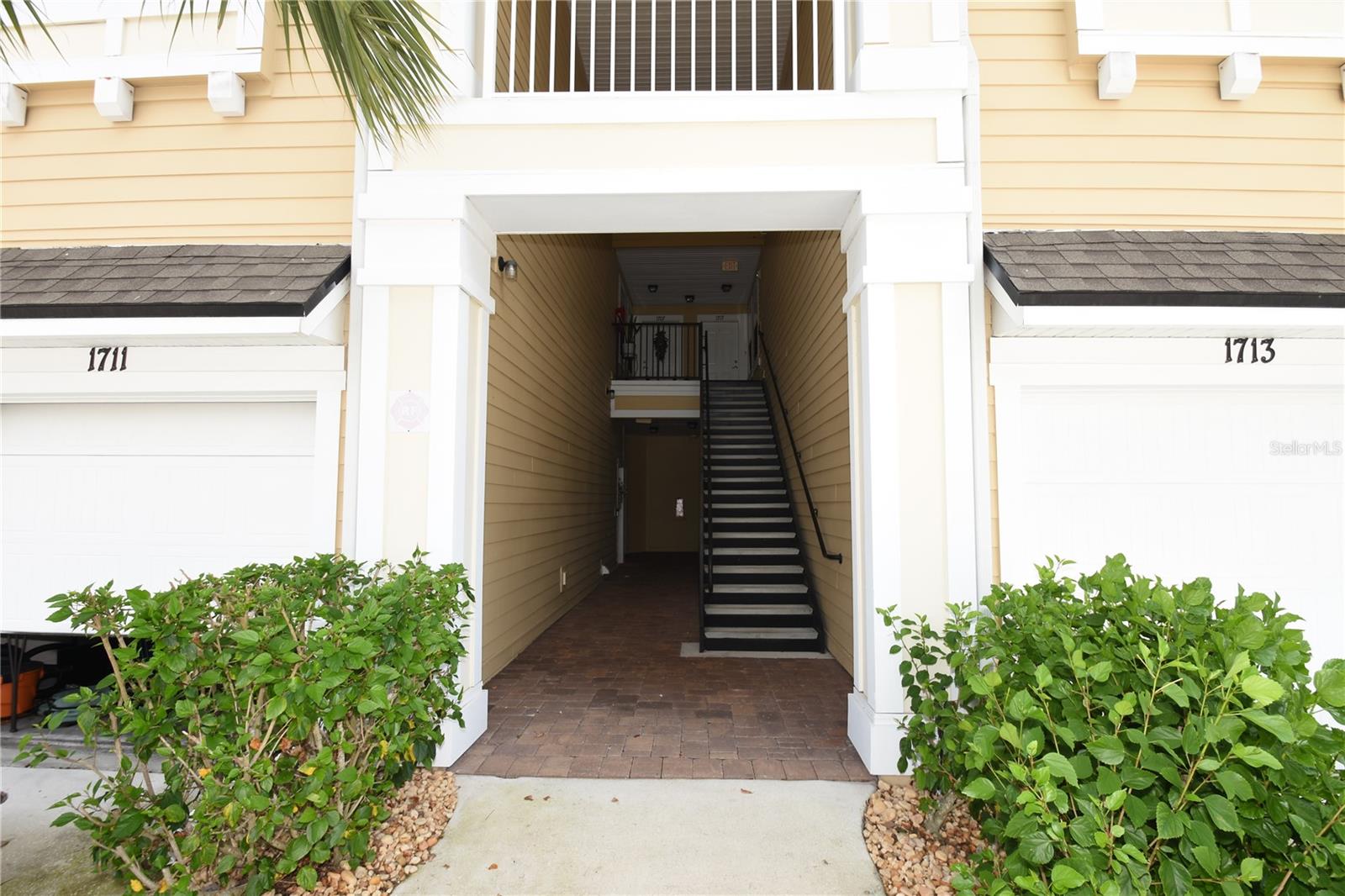 THE LOFTS AT SEBASTIAN COVE - Residential