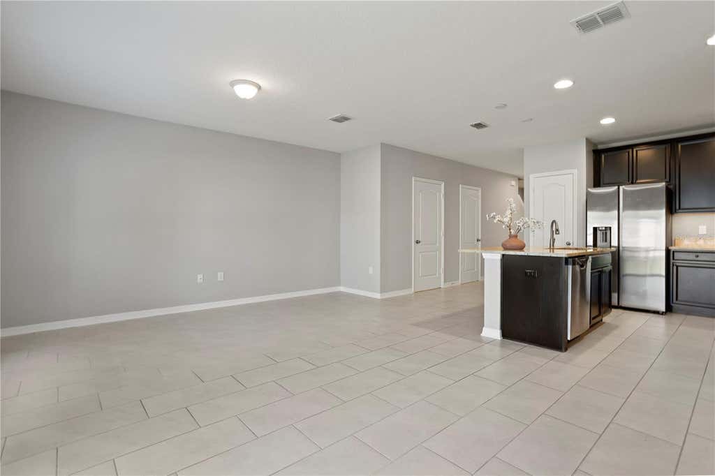 Photo of 1121 Flowing Tide Drive, Orlando, FL 32828 (MLS # O6436711)