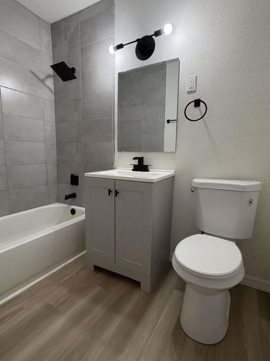PORT CHARLOTTE SEC 033 - Residential Lease