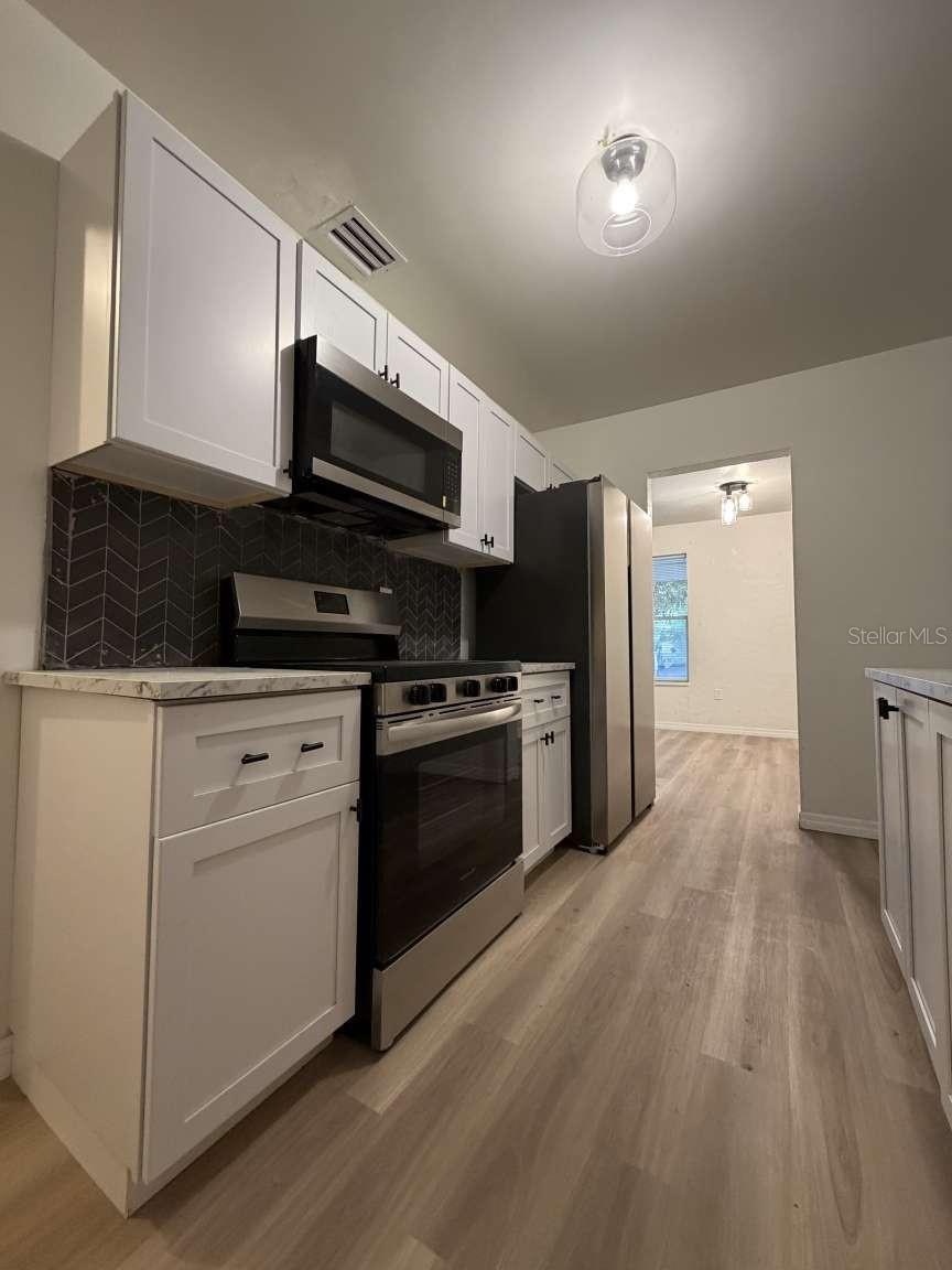 PORT CHARLOTTE SEC 033 - Residential Lease