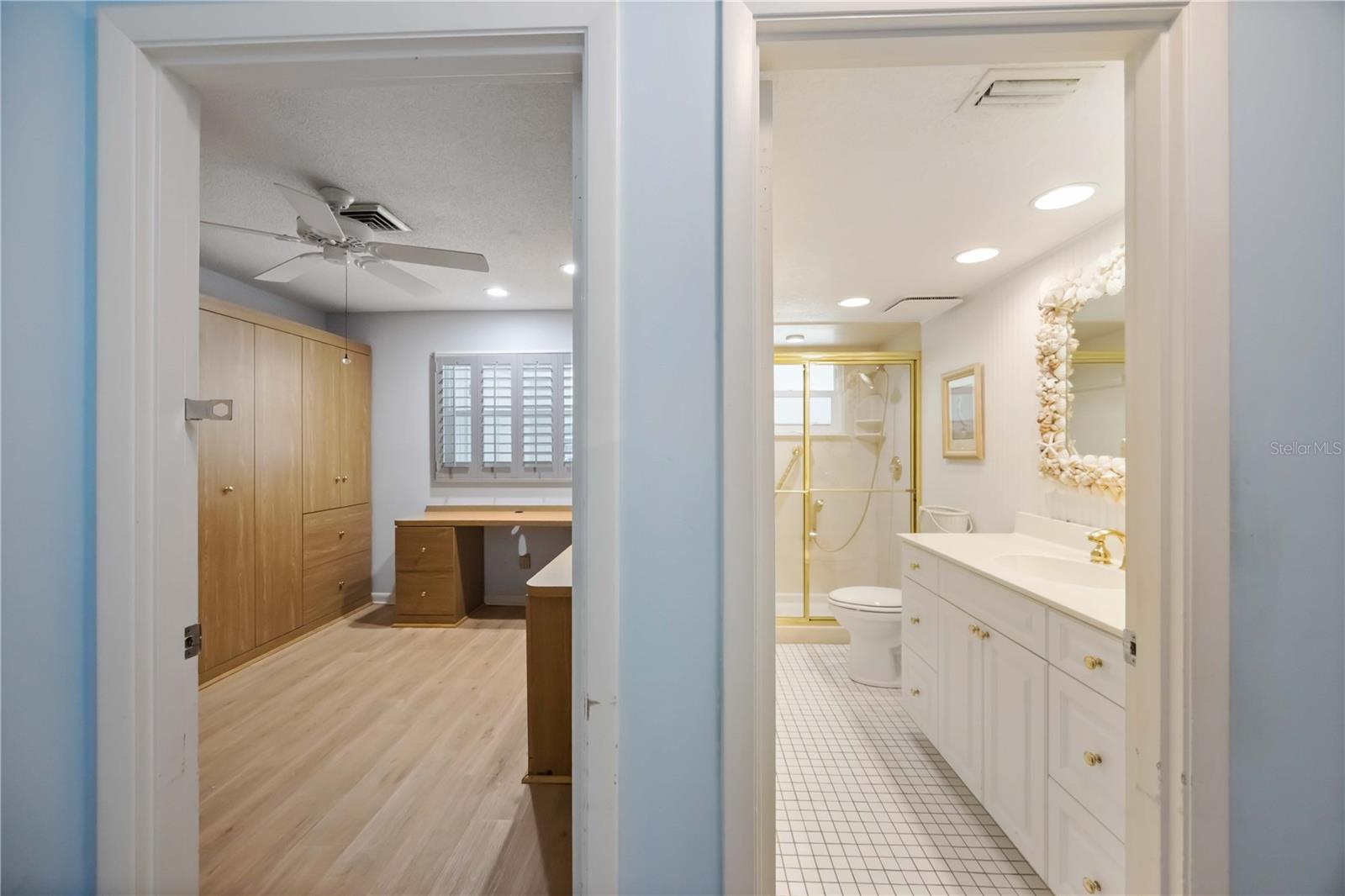 BEACH MANOR VILLAS - Residential