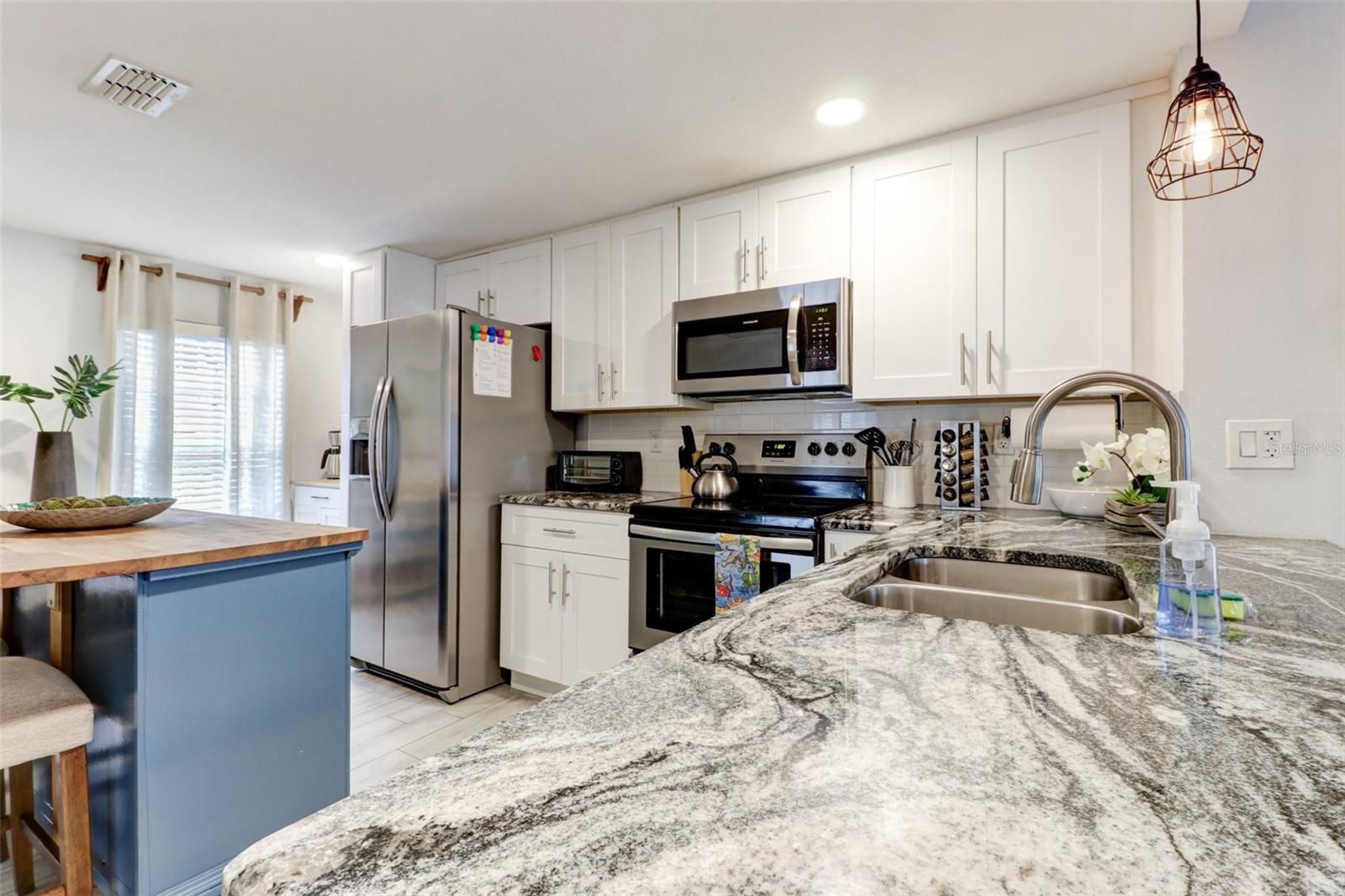MARTINS SUB - Residential Lease
