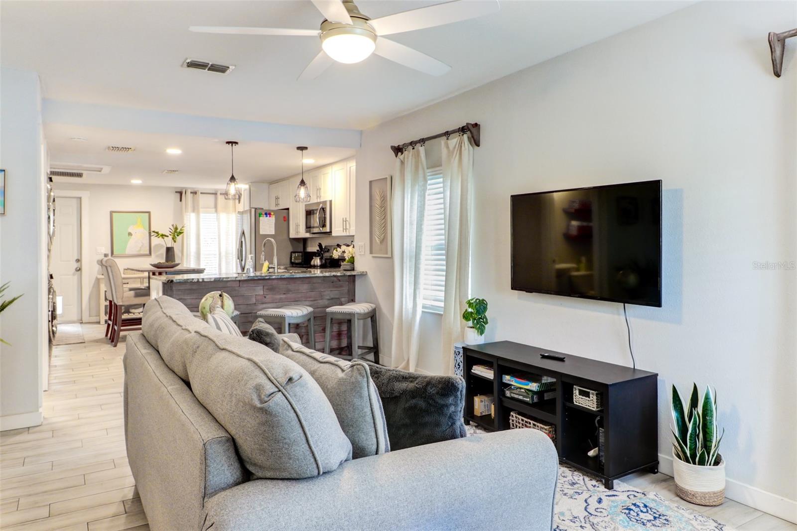 MARTINS SUB - Residential Lease