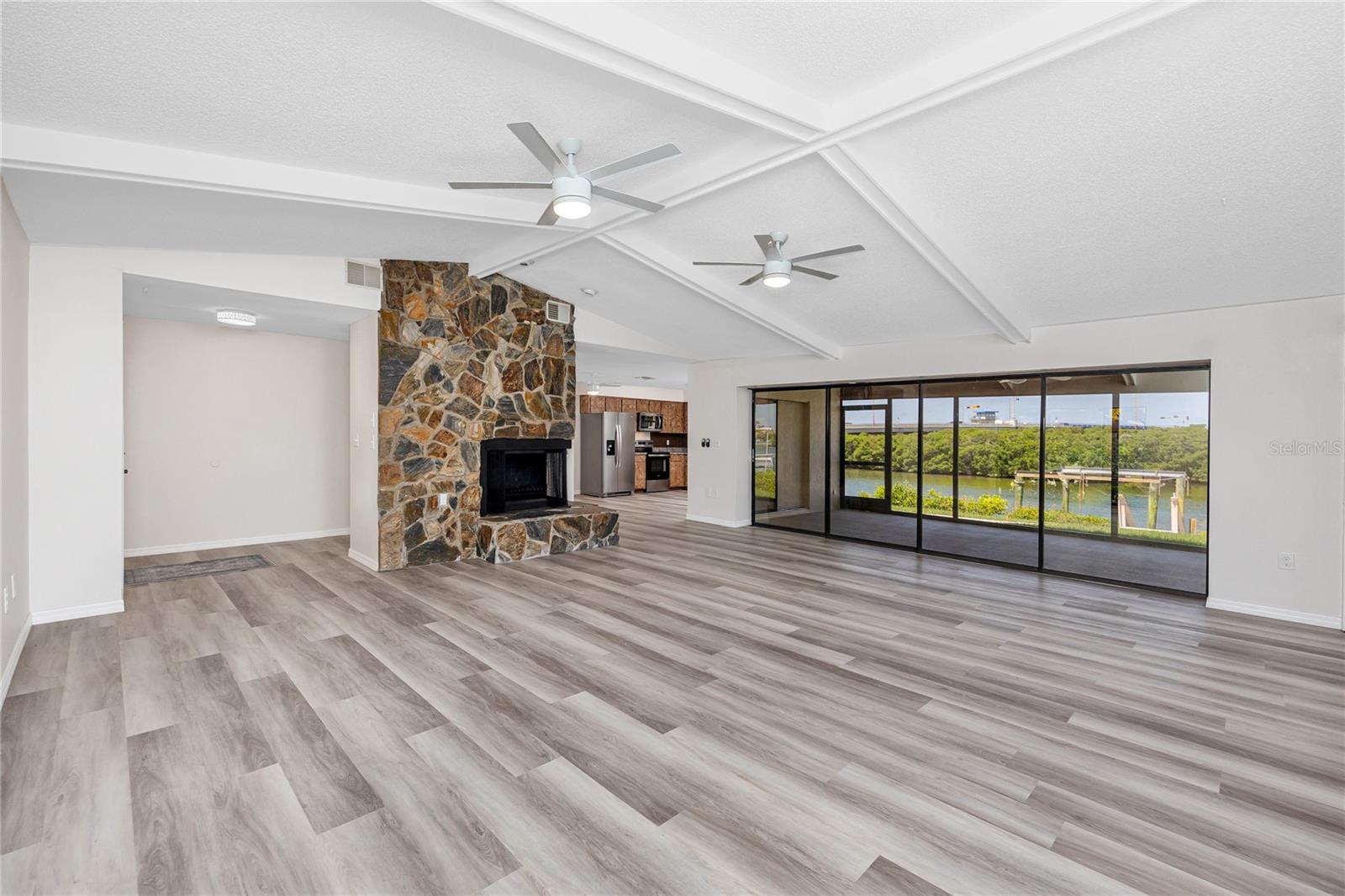 8046 BAYHAVEN DRIVE