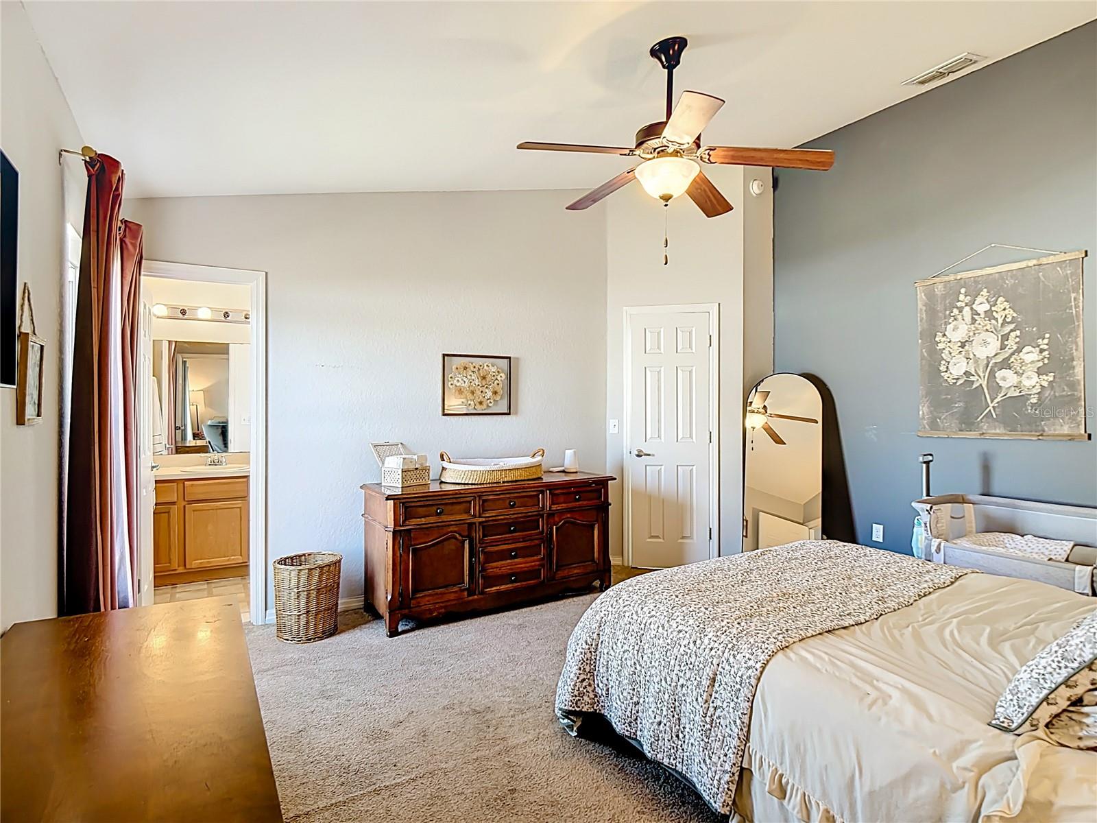 WIND MEADOWS - Residential