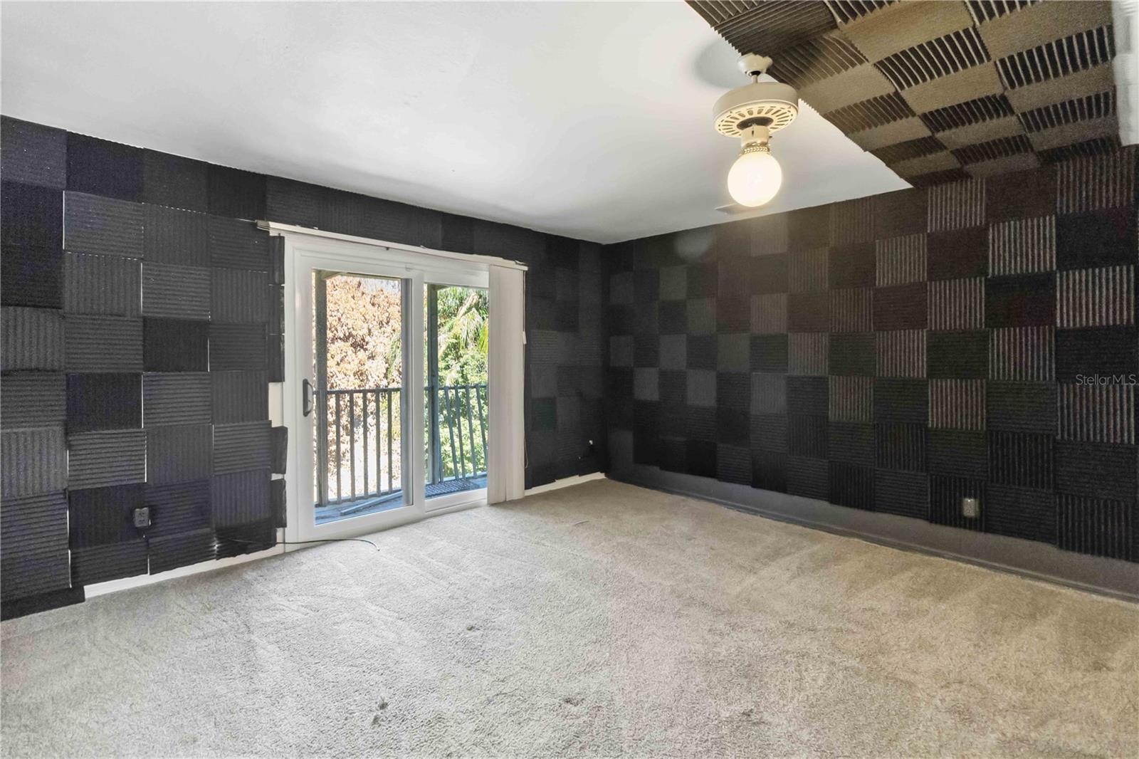 LAKE WILLIS CAMPS - Residential