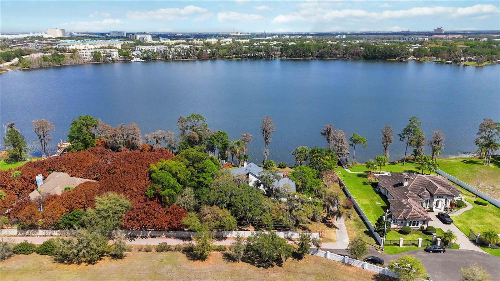 7468 LAKE WILLIS DRIVE