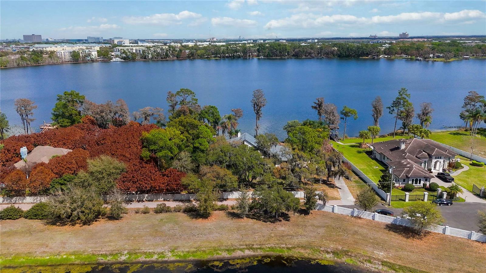 LAKE WILLIS CAMPS - Residential