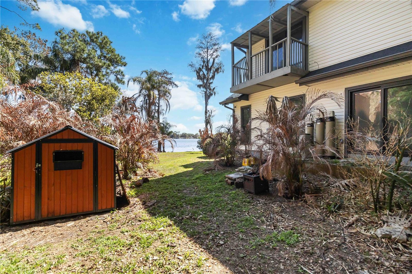 LAKE WILLIS CAMPS - Residential