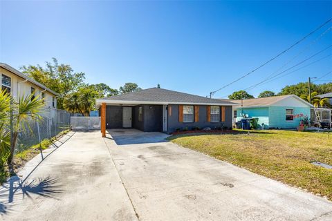 A home in TAMPA