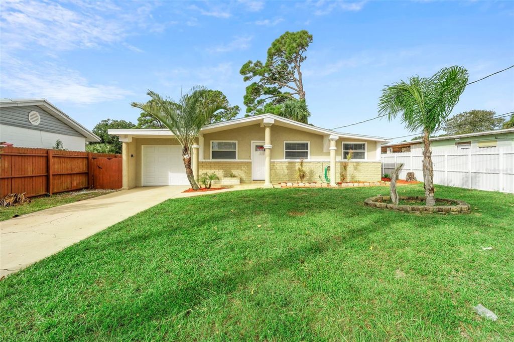 Photo of 309 Lafayette Street, Port Orange, FL 32127 (MLS # V4945322)