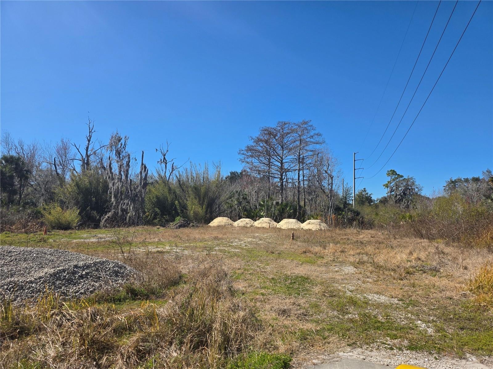 470 N STATE ROAD 415