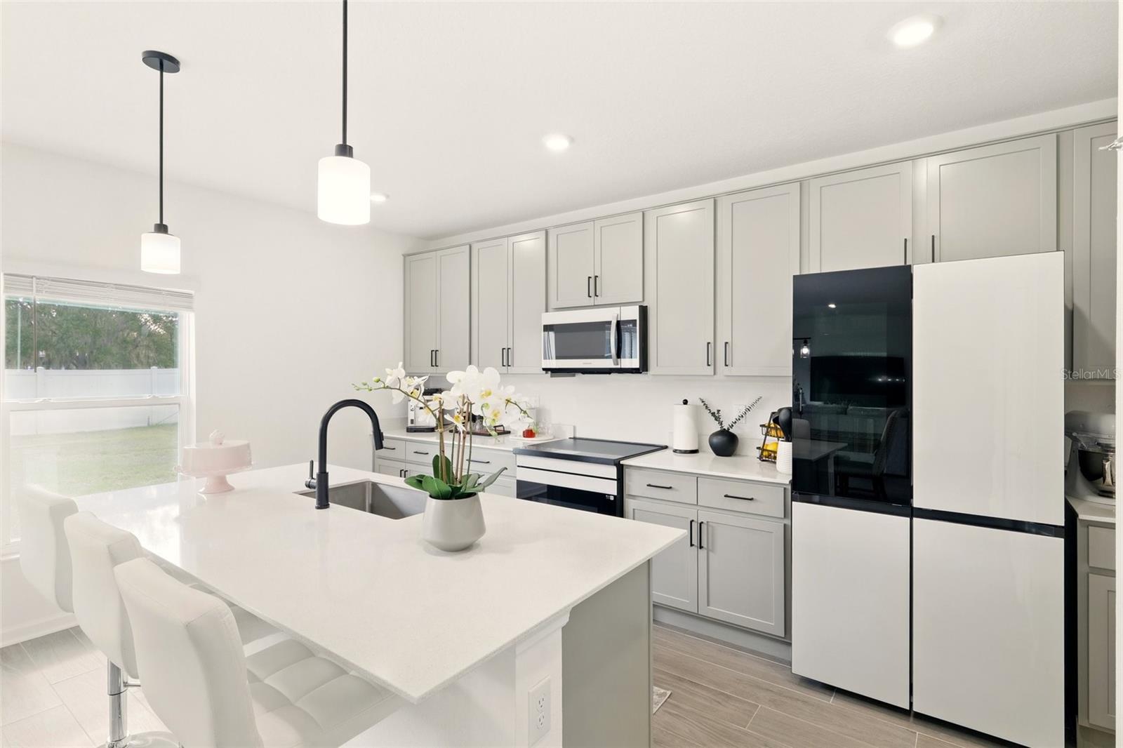 RANCHES/LK MCLEOD I - Residential