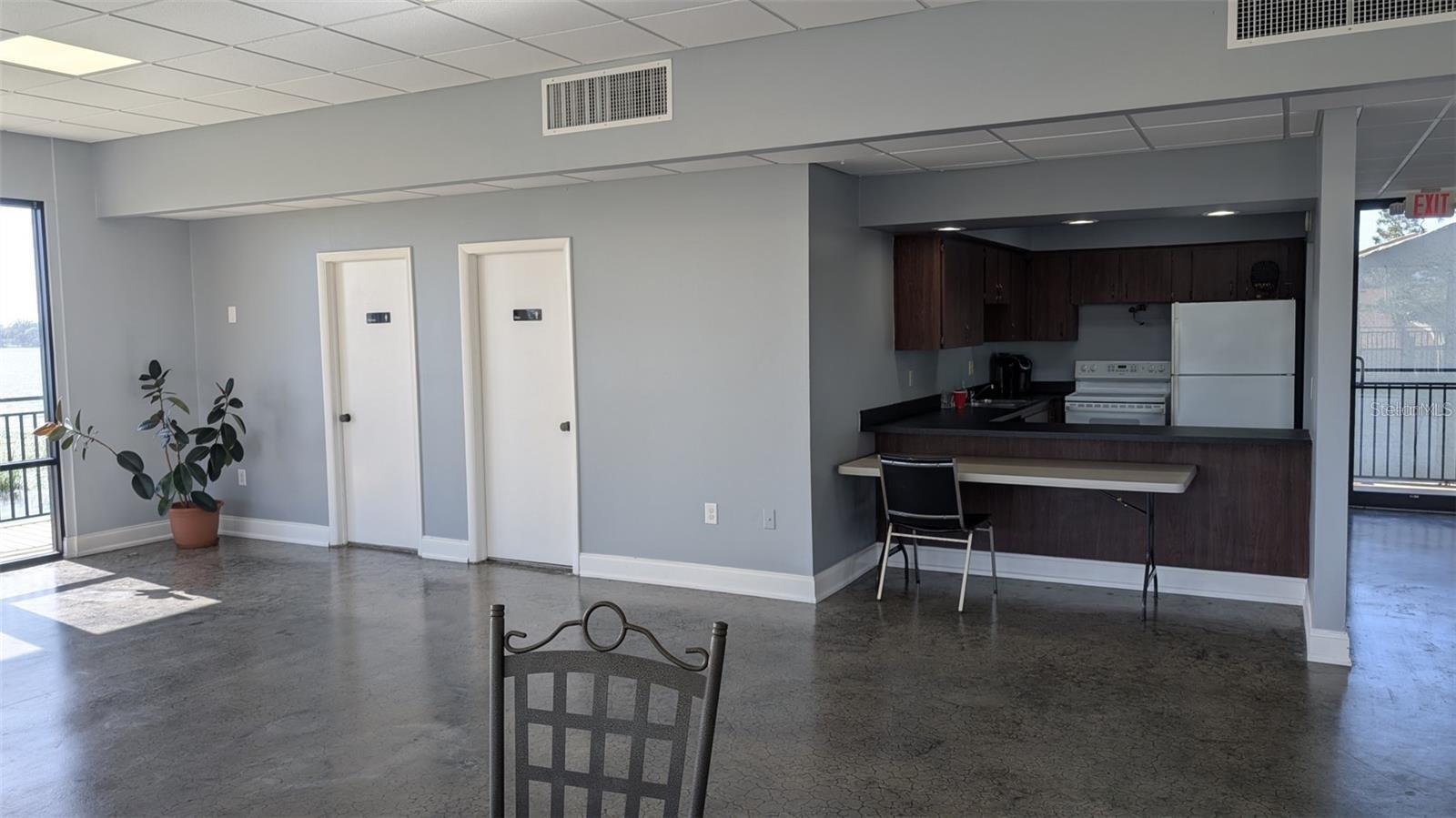 CASA DEL SOL CONDO VILLAGE PH 02 - Residential