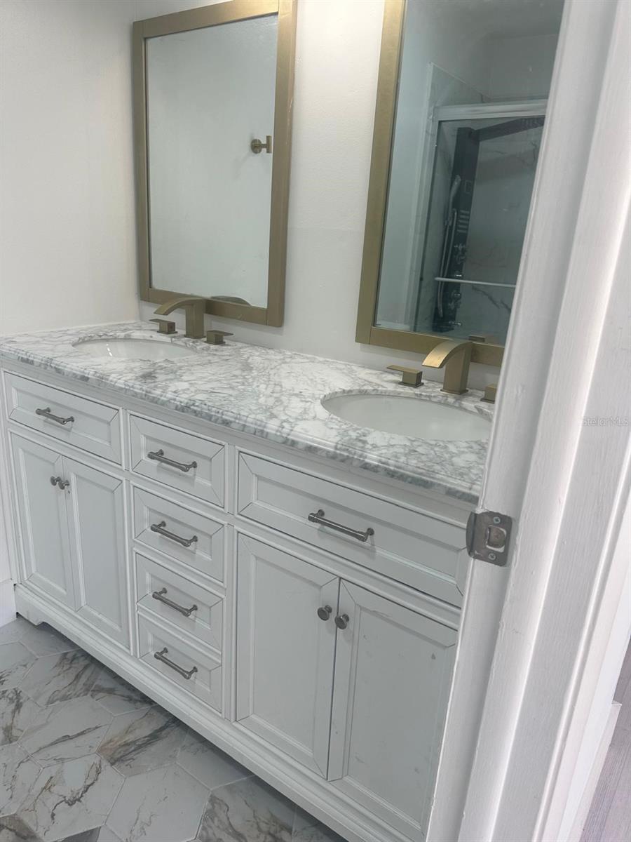 CASA DEL SOL CONDO VILLAGE PH 02 - Residential