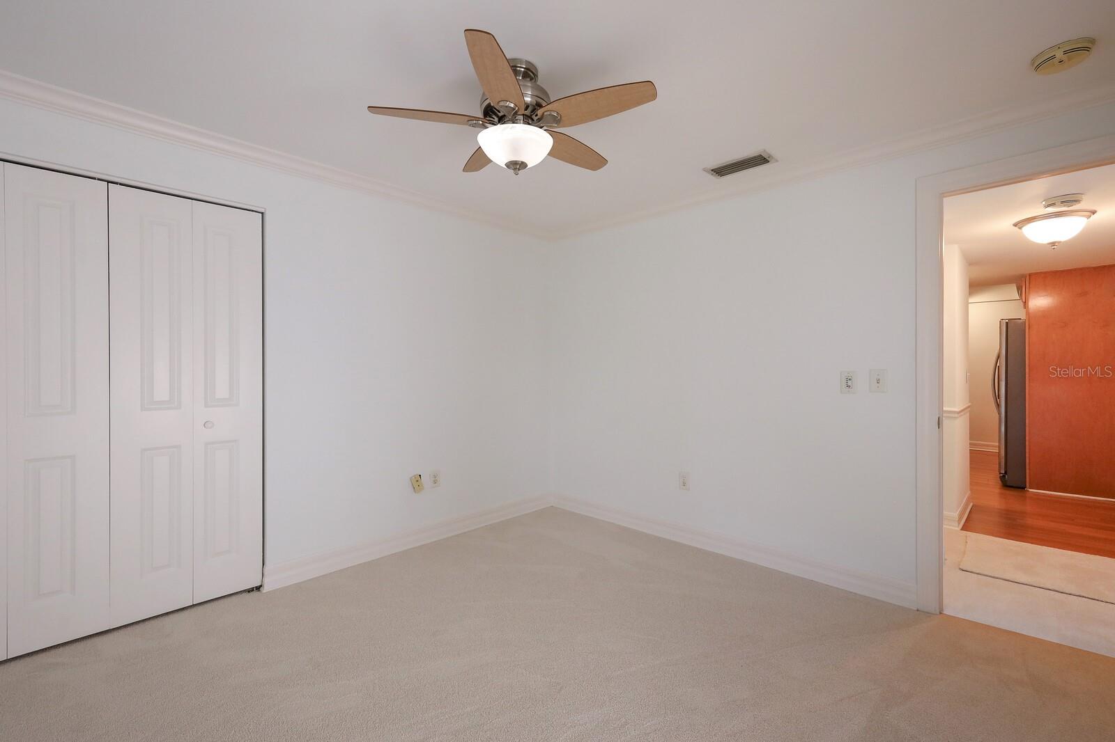 BURNS COURT ENCLAVE - Residential