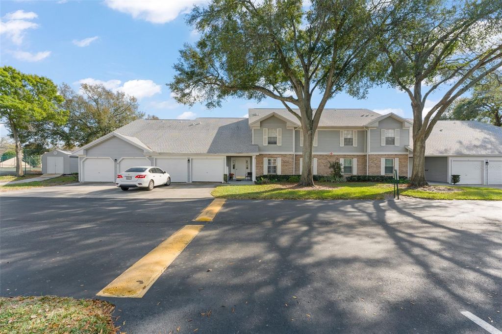 Photo of 5300 Dover Village Lane #4, Orlando, FL 32812 (MLS # O6384292)