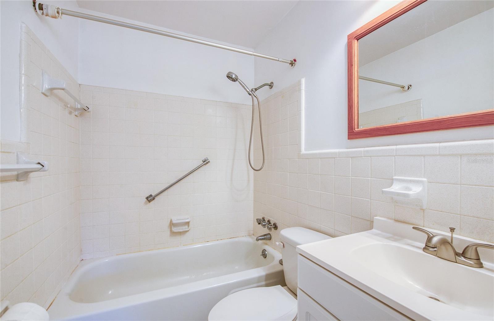 SEMINOLE GARDEN APTS CO-OP - Residential