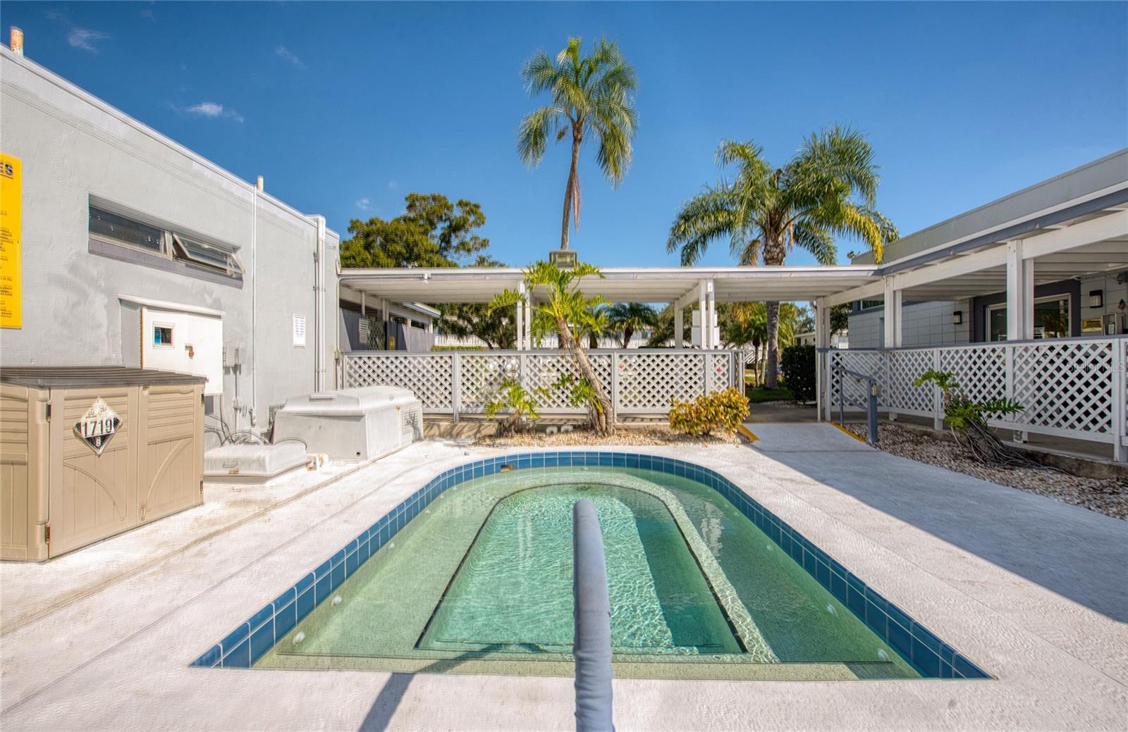 SEMINOLE GARDEN APTS CO-OP - Residential