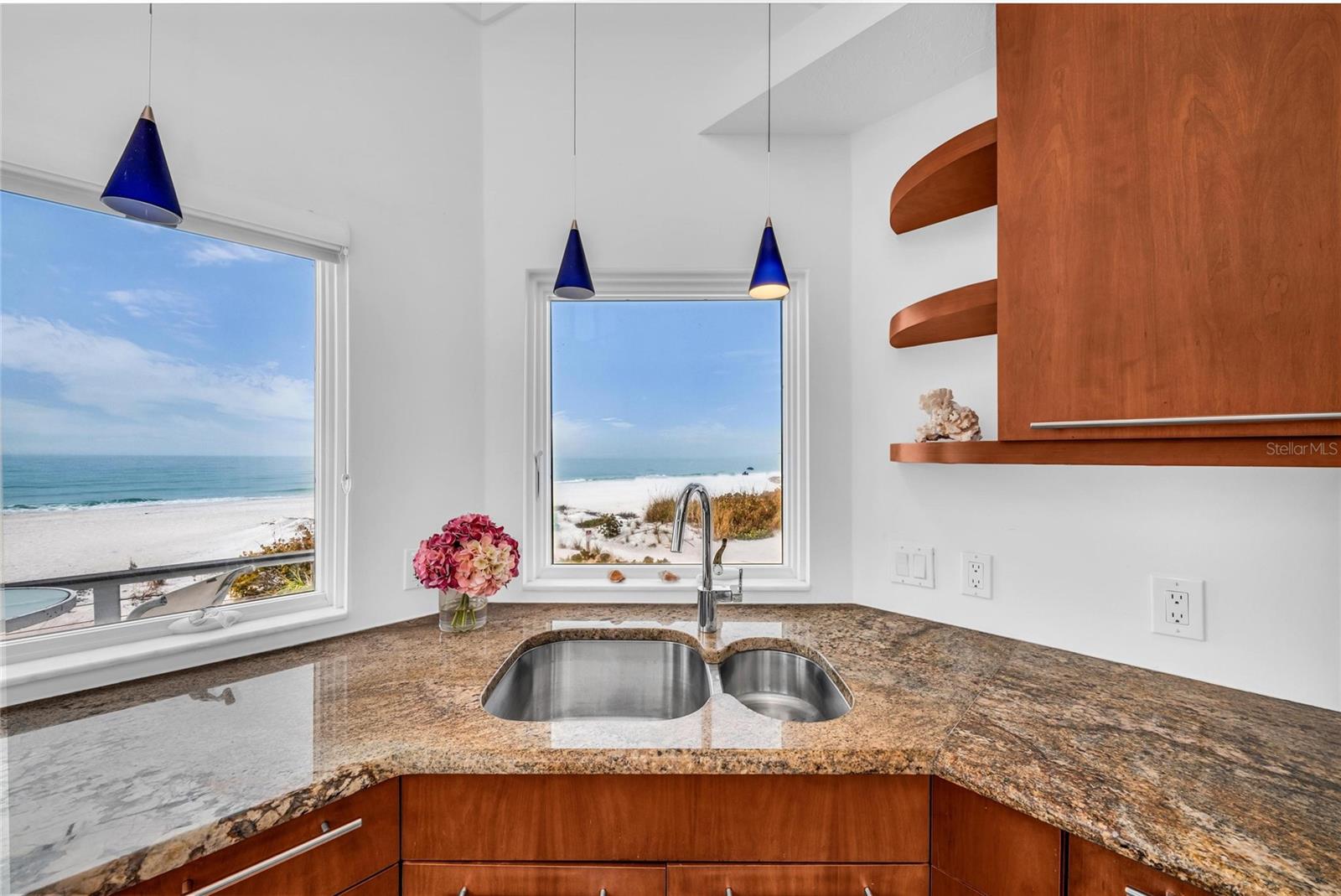 PELICAN PERCH - Residential