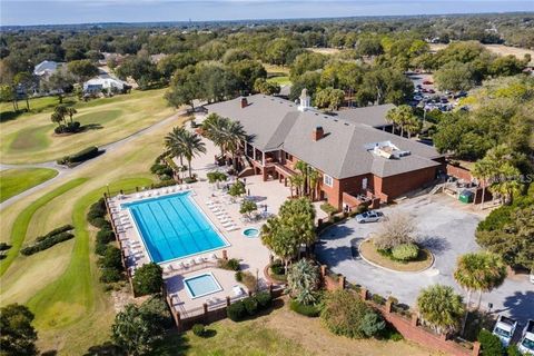 A home in LADY LAKE