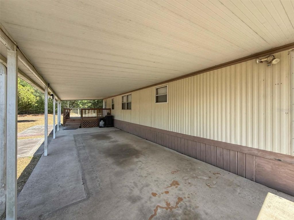 Photo of 13351 NE 19th Avenue, Trenton, FL 32693 (MLS # GC539978)