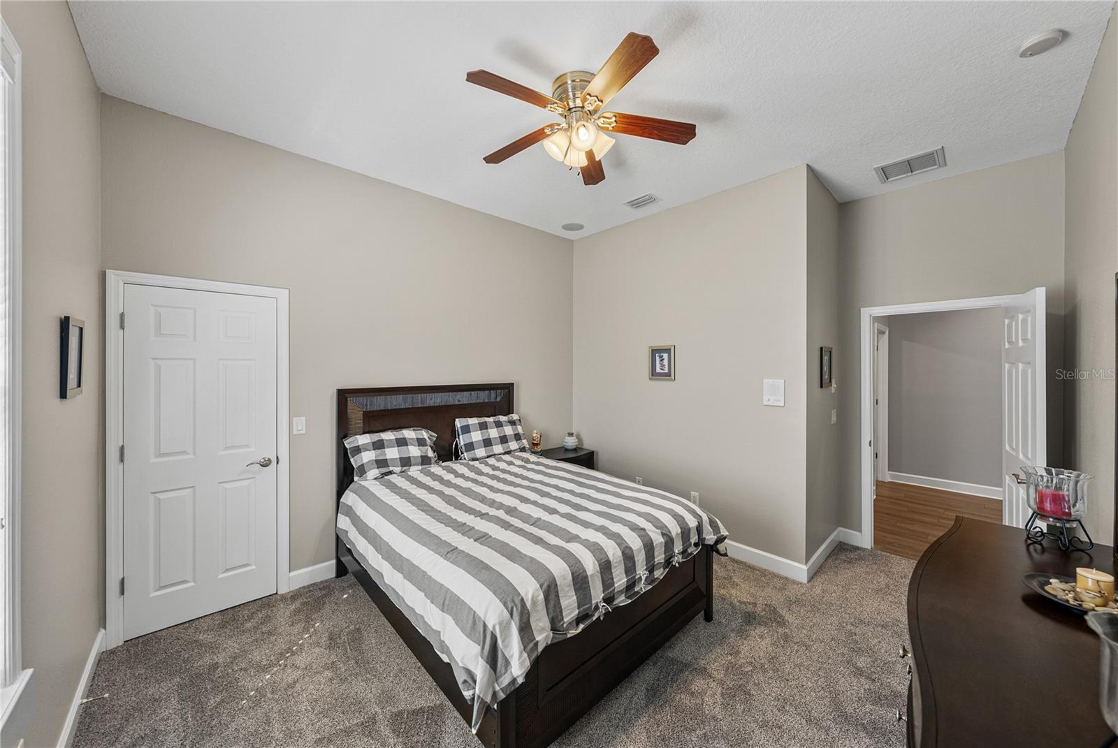 TAMPA HIGHLANDS UNREC SUB - Residential