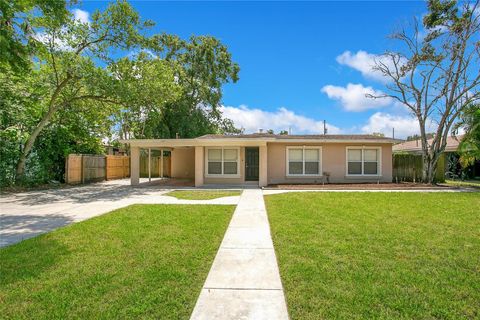 Photo of 1531 Huntington Street, Lakeland, FL 33801 (MLS # O6310126)